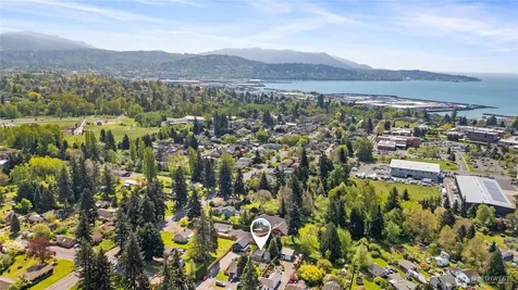 2907 Cedarwood Avenue Bellingham WA 98225