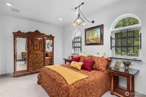 5454 194th Avenue SE Issaquah WA 98027