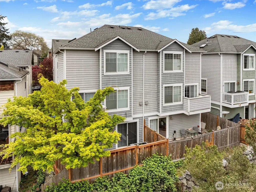 2641 NW 57th Street Seattle WA 98107