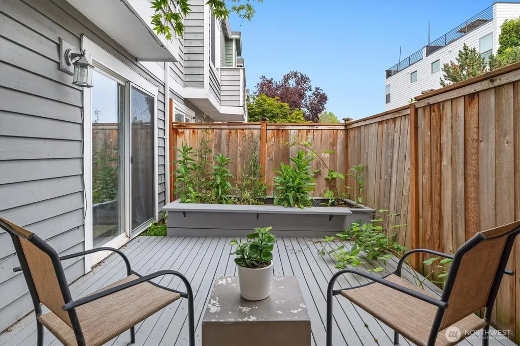 2641 NW 57th Street Seattle WA 98107
