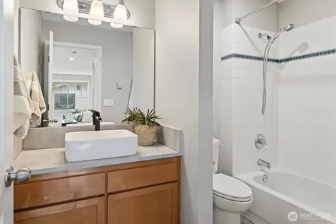 2641 NW 57th Street Seattle WA 98107