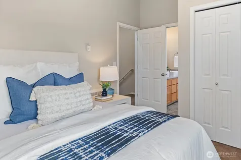 2641 NW 57th Street Seattle WA 98107