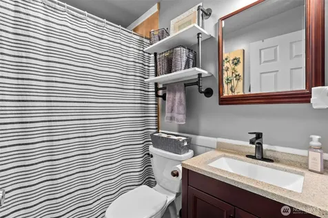 5924 139th Trail SW Rochester WA 98579