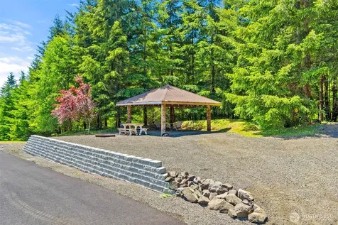 5924 139th Trail SW Rochester WA 98579