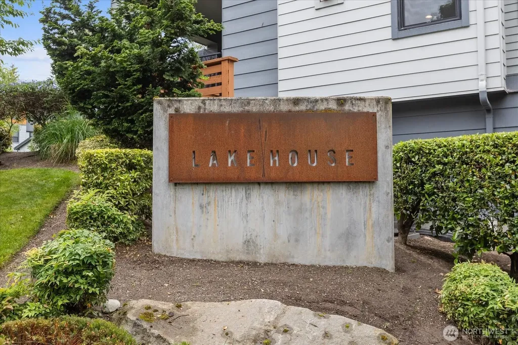 12873 SE 75th Road Newcastle WA 98056