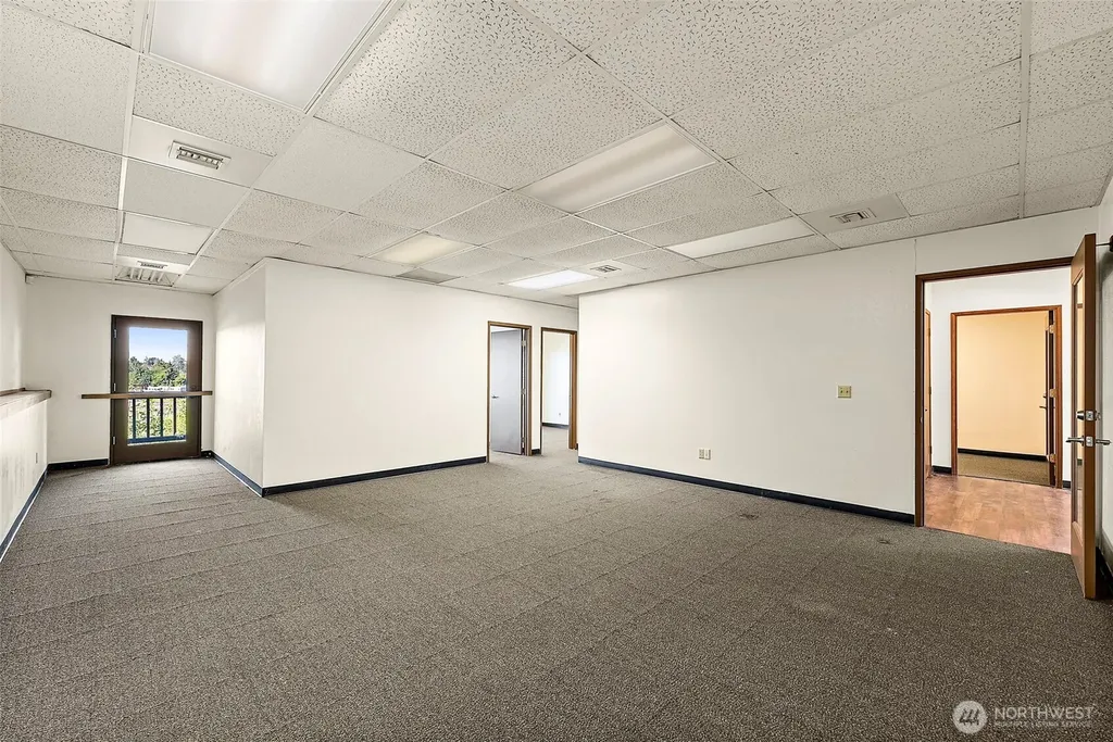 2025 Wheaton Way Bremerton WA 98310