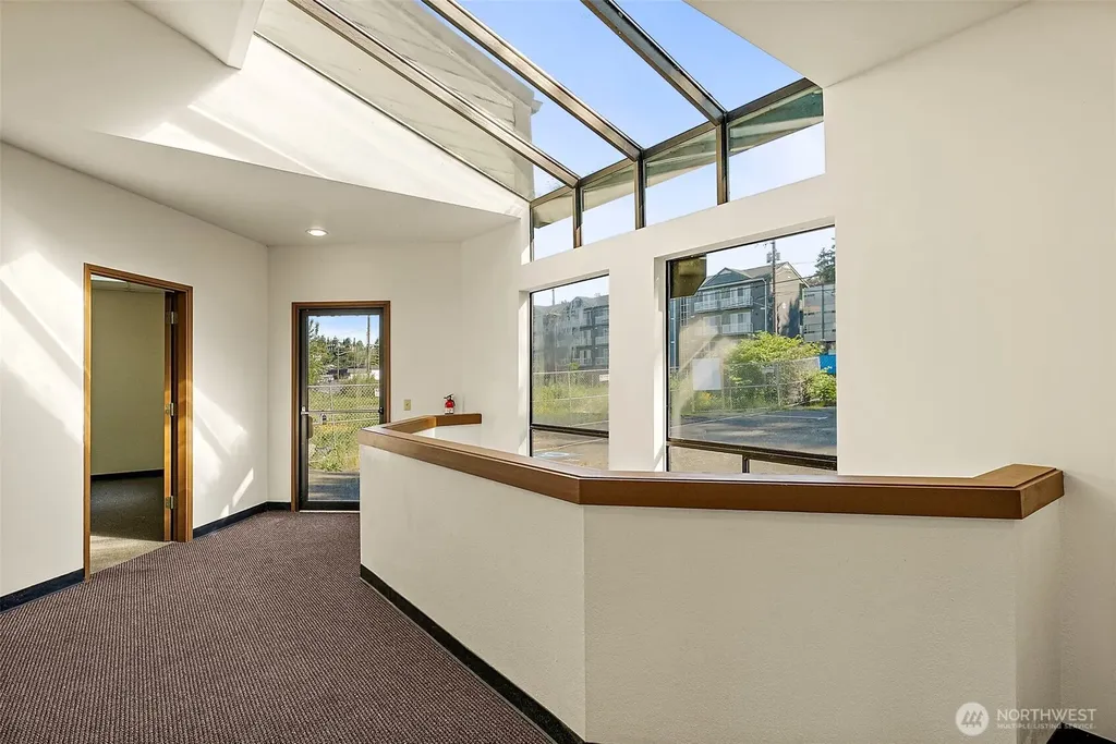 2025 Wheaton Way Bremerton WA 98310