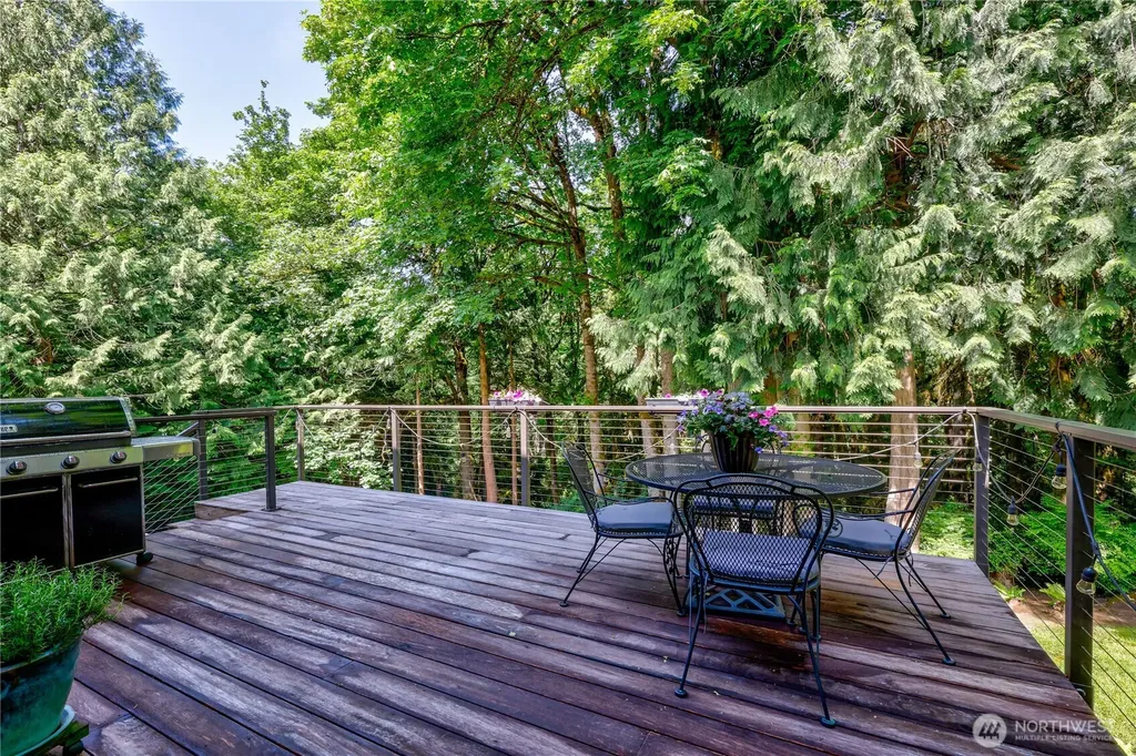 14555 Kingscross Circle NW Silverdale WA 98383