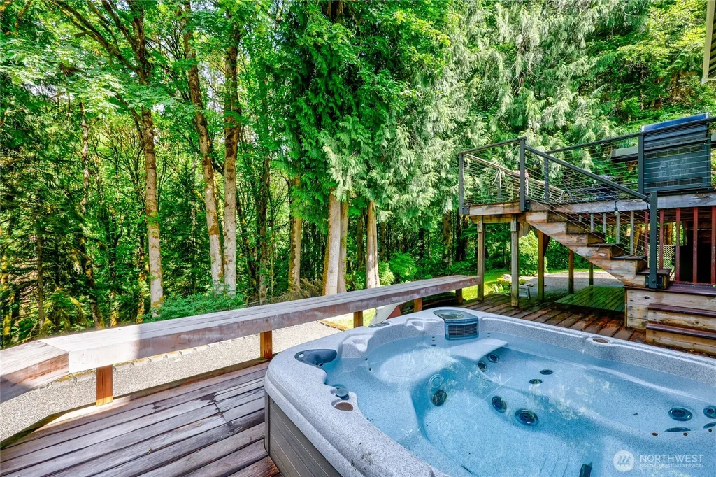 14555 Kingscross Circle NW Silverdale WA 98383