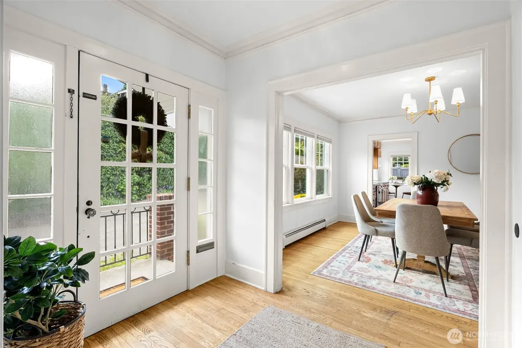 114 Queen Anne Drive Seattle WA 98109