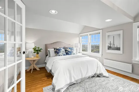 114 Queen Anne Drive Seattle WA 98109
