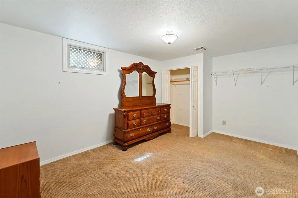 60 N Green Place East Wenatchee WA 98802