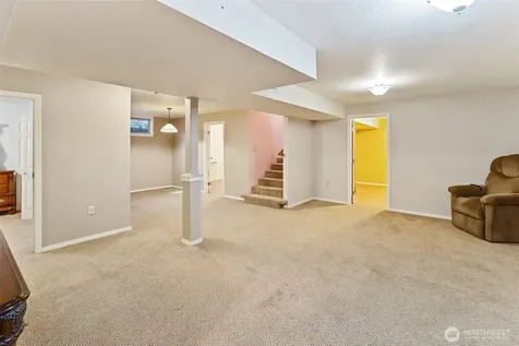 60 N Green Place East Wenatchee WA 98802