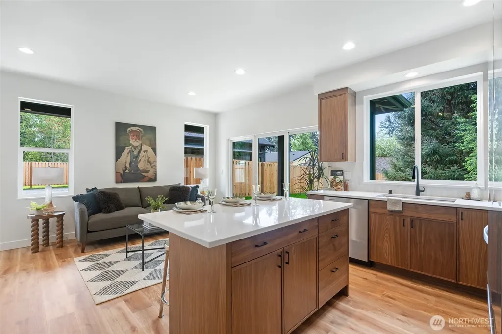 2907 Cedarwood Avenue Bellingham WA 98225
