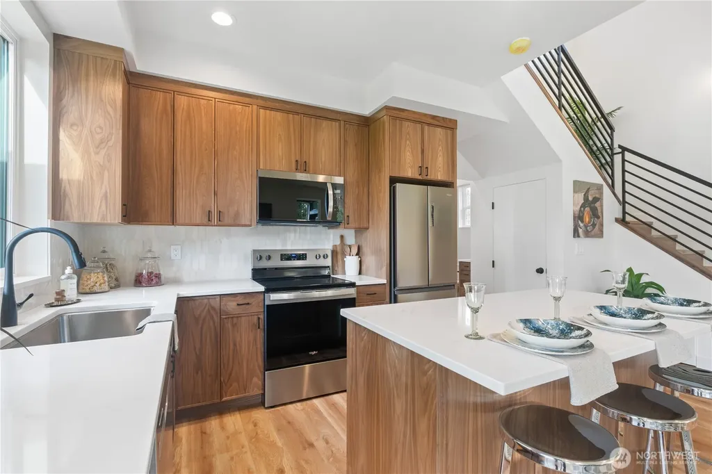 2907 Cedarwood Avenue Bellingham WA 98225