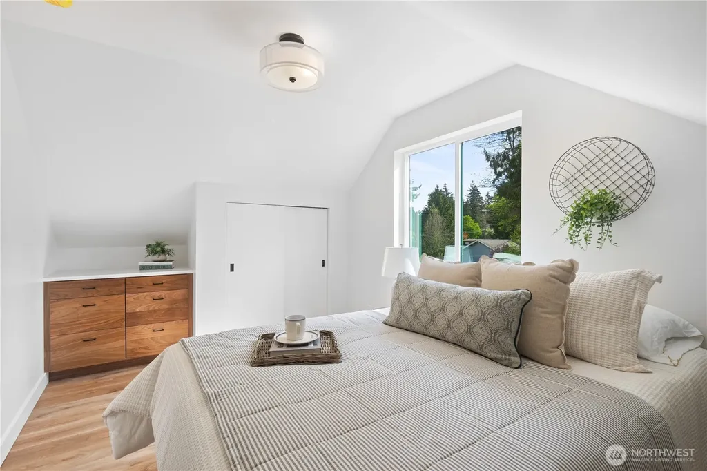 2907 Cedarwood Avenue Bellingham WA 98225