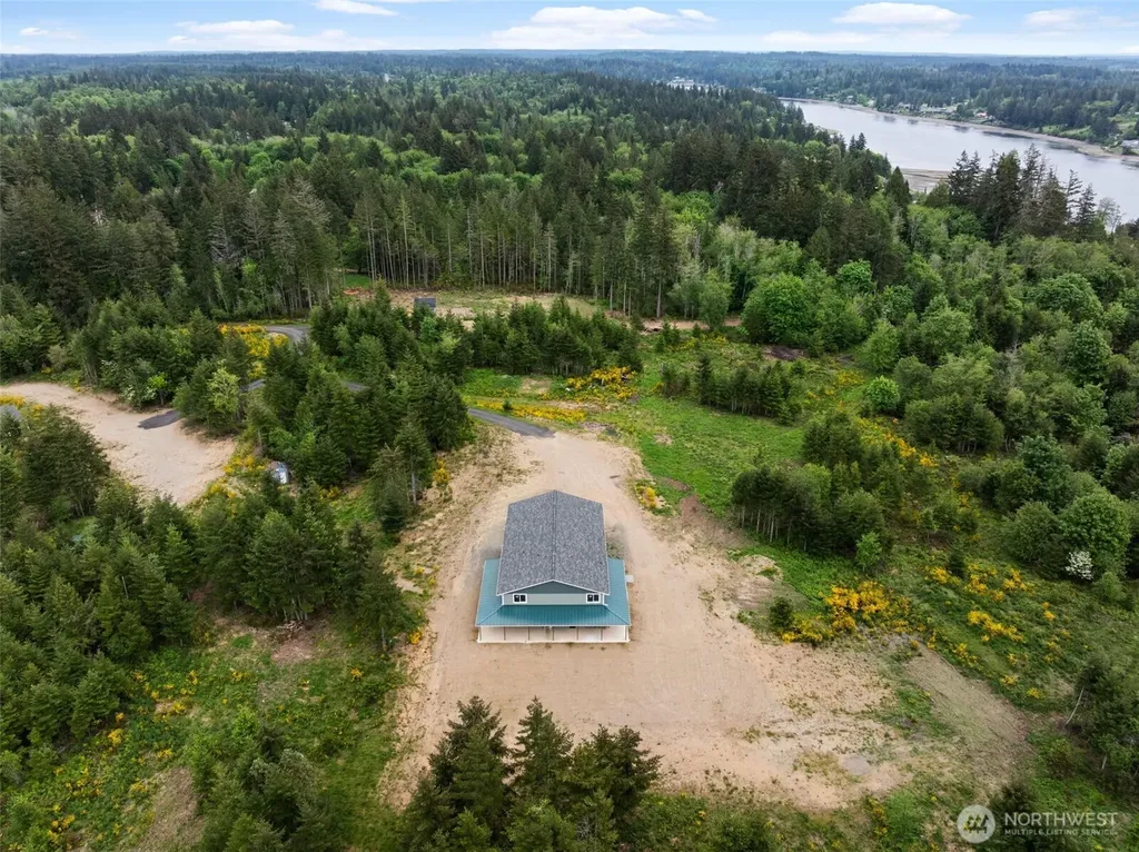 1363 E Crestview Drive Shelton WA 98584