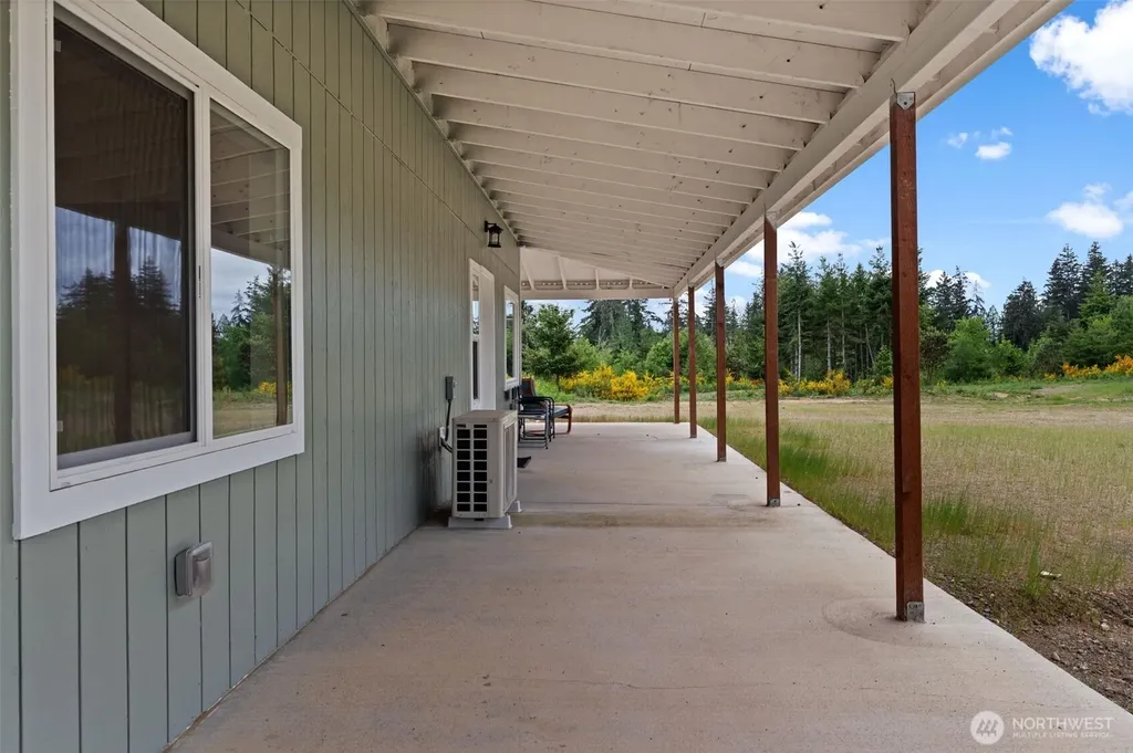 1363 E Crestview Drive Shelton WA 98584