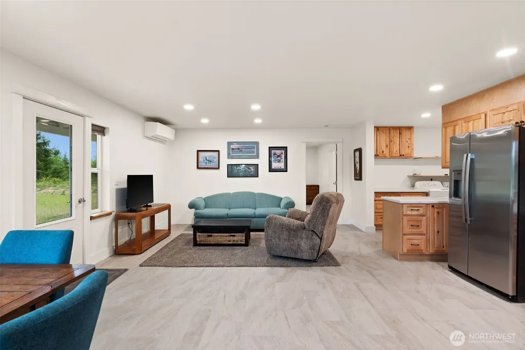 1363 E Crestview Drive Shelton WA 98584