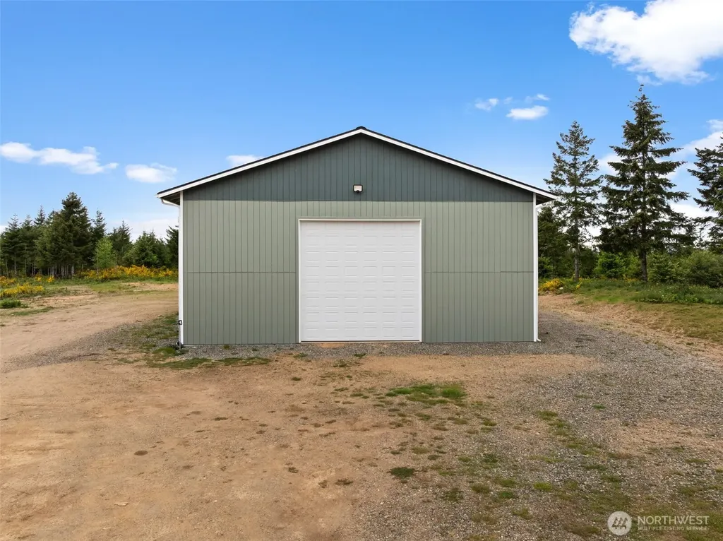1363 E Crestview Drive Shelton WA 98584