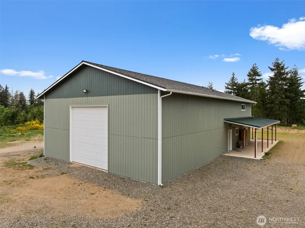 1363 E Crestview Drive Shelton WA 98584