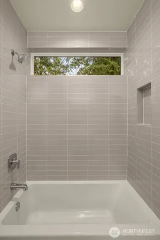 12710 NE 72nd Street Kirkland WA 98033