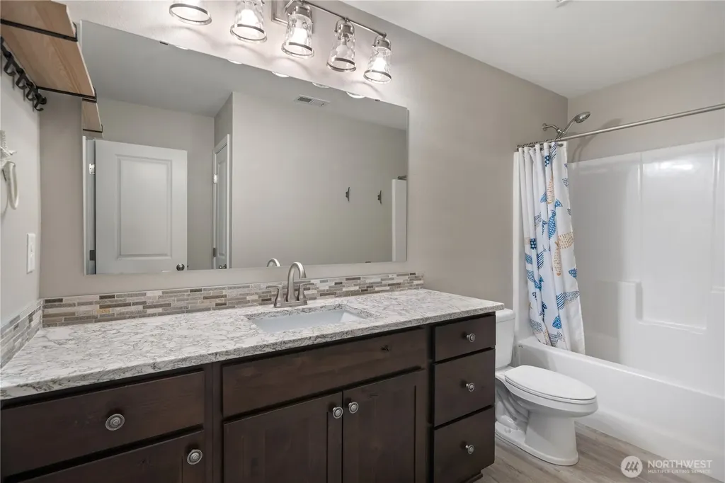 134 Lunderville Lane Port Angeles WA 98362