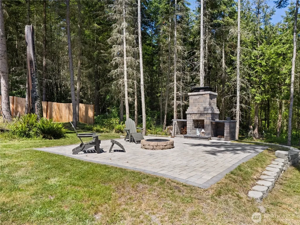 134 Lunderville Lane Port Angeles WA 98362