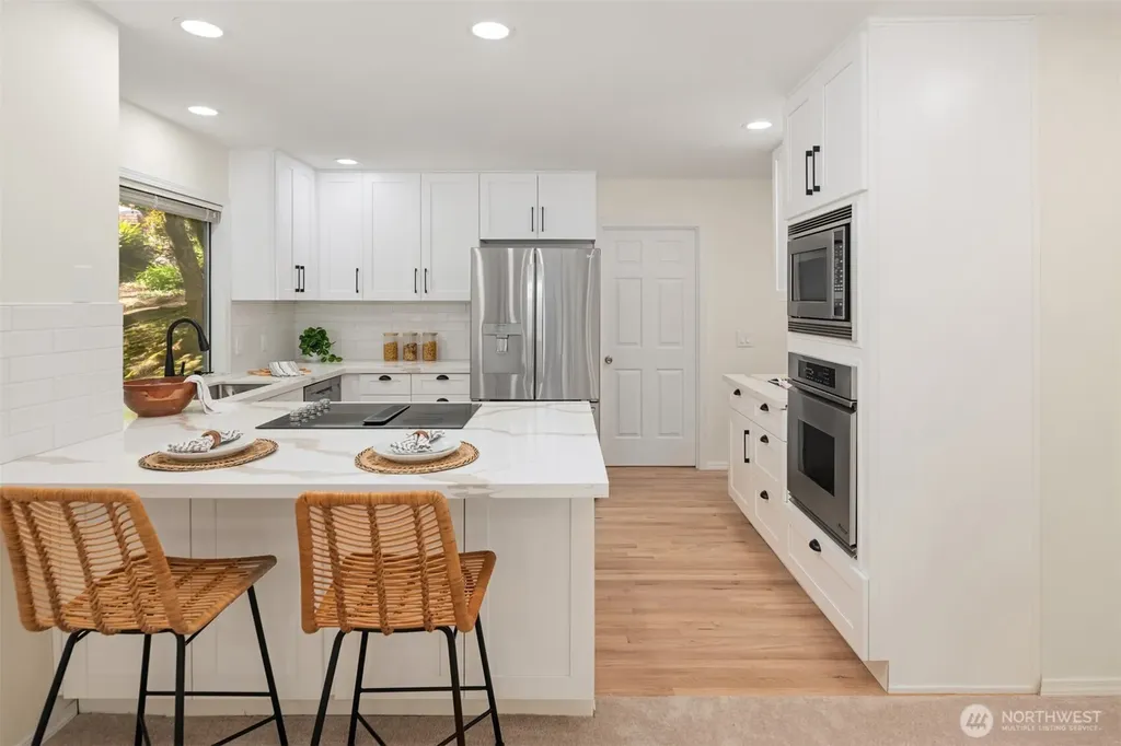 2815 NW Pine Cone Drive Issaquah WA 98027