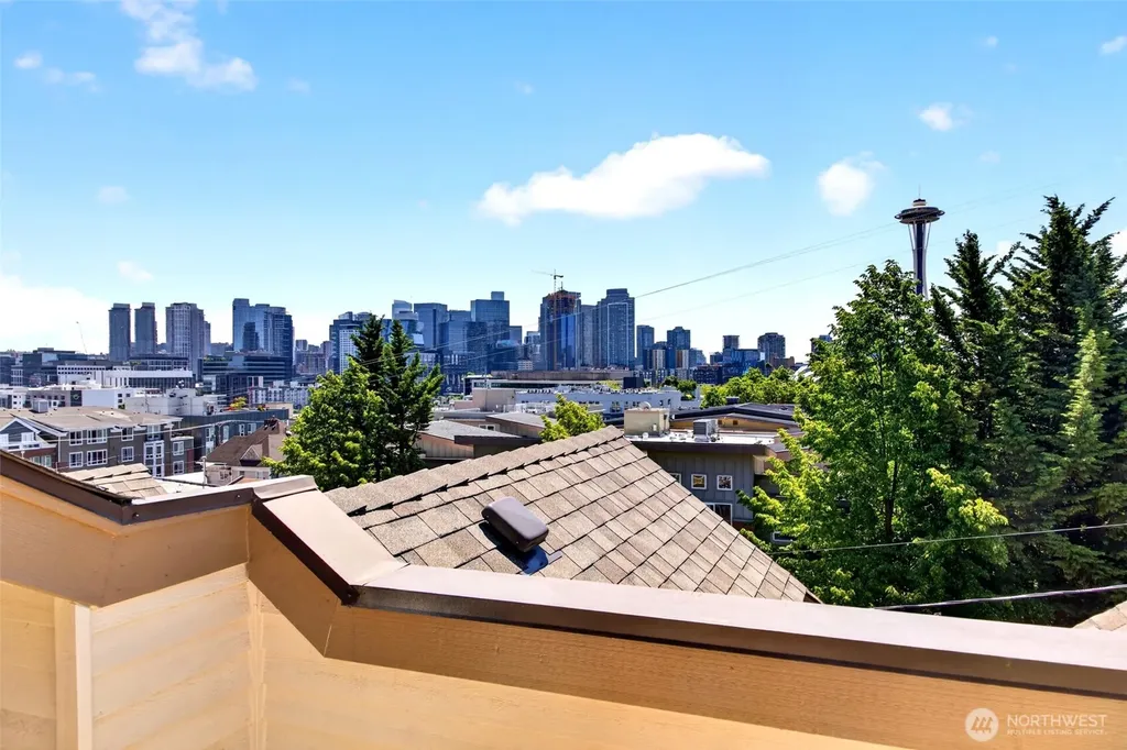 402 Aloha Street Seattle WA 98109