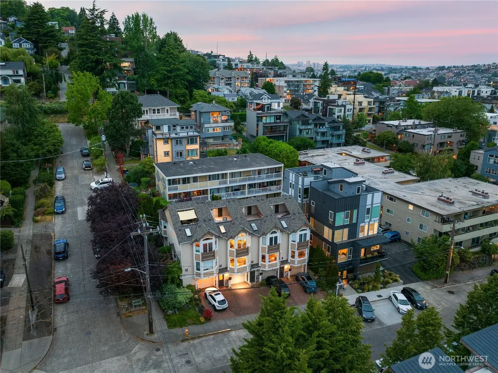 402 Aloha Street Seattle WA 98109