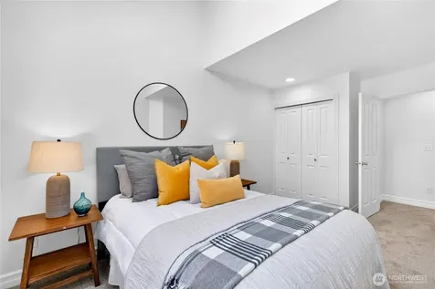 402 Aloha Street Seattle WA 98109
