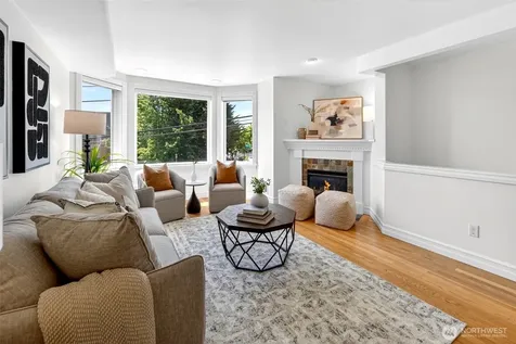 402 Aloha Street Seattle WA 98109