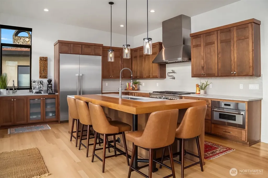 1104 Bayshore Drive Camano Island WA 98282