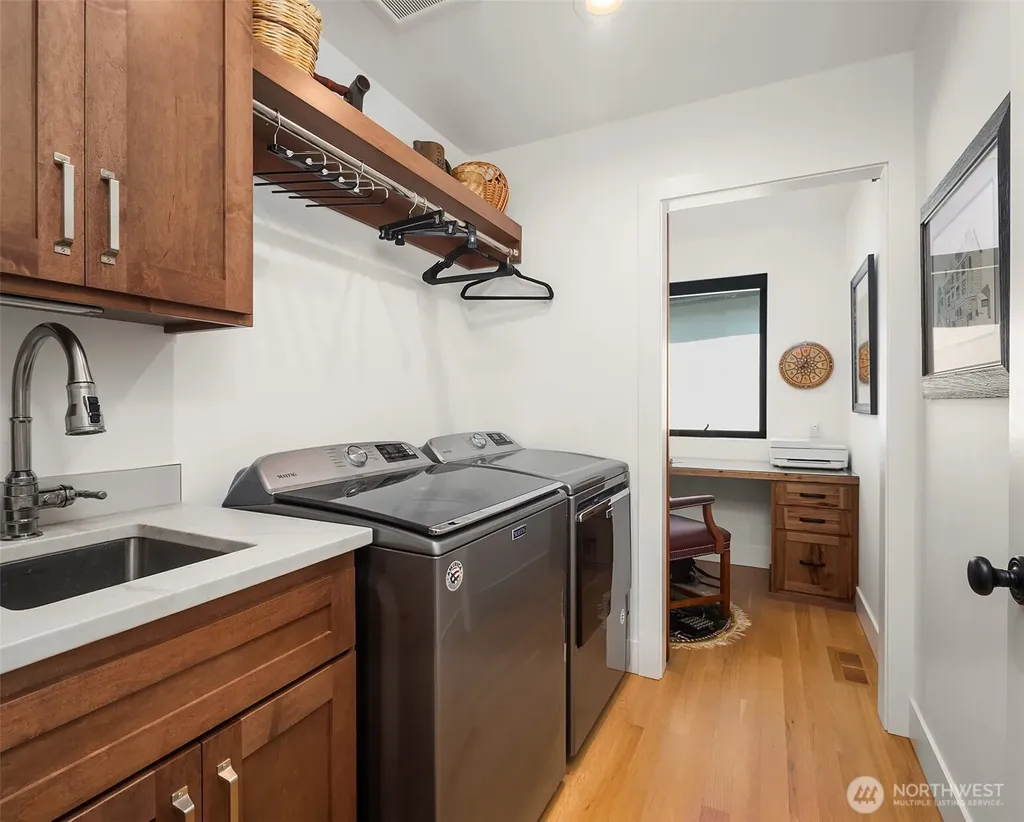 1104 Bayshore Drive Camano Island WA 98282
