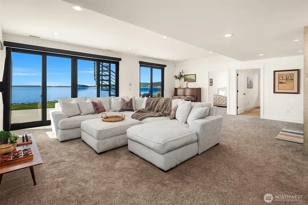 1104 Bayshore Drive Camano Island WA 98282