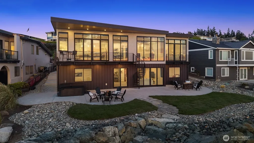 1104 Bayshore Drive Camano Island WA 98282