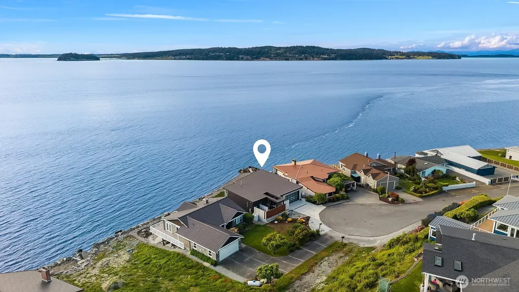 1104 Bayshore Drive Camano Island WA 98282