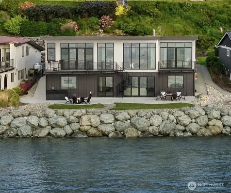 1104 Bayshore Drive Camano Island WA 98282