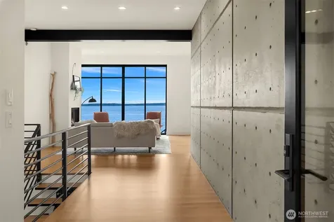 1104 Bayshore Drive Camano Island WA 98282