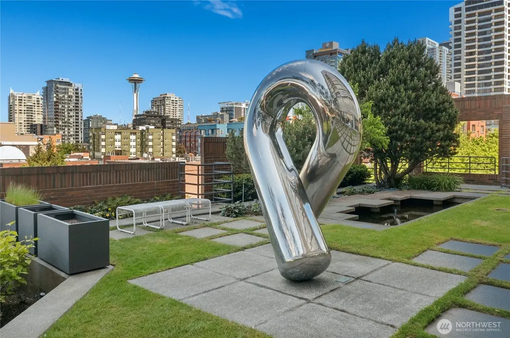 2125 1st Avenue Seattle WA 98121