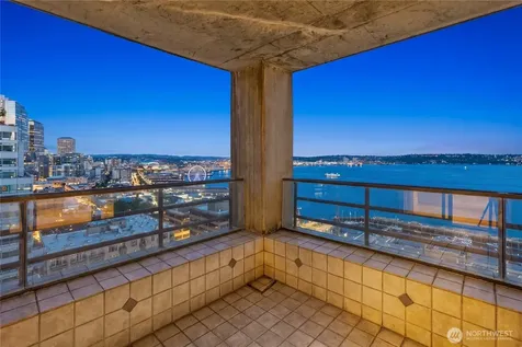 2125 1st Avenue Seattle WA 98121