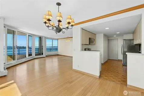 2125 1st Avenue Seattle WA 98121
