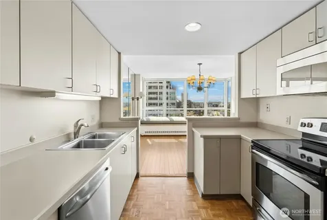 2125 1st Avenue Seattle WA 98121