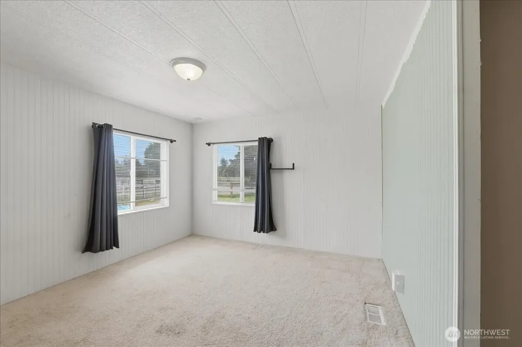 22815 436th Avenue SE Enumclaw WA 98022