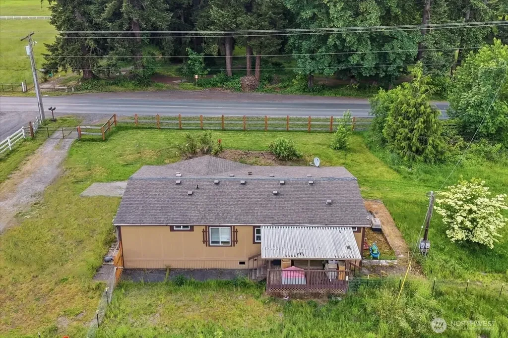 22815 436th Avenue SE Enumclaw WA 98022