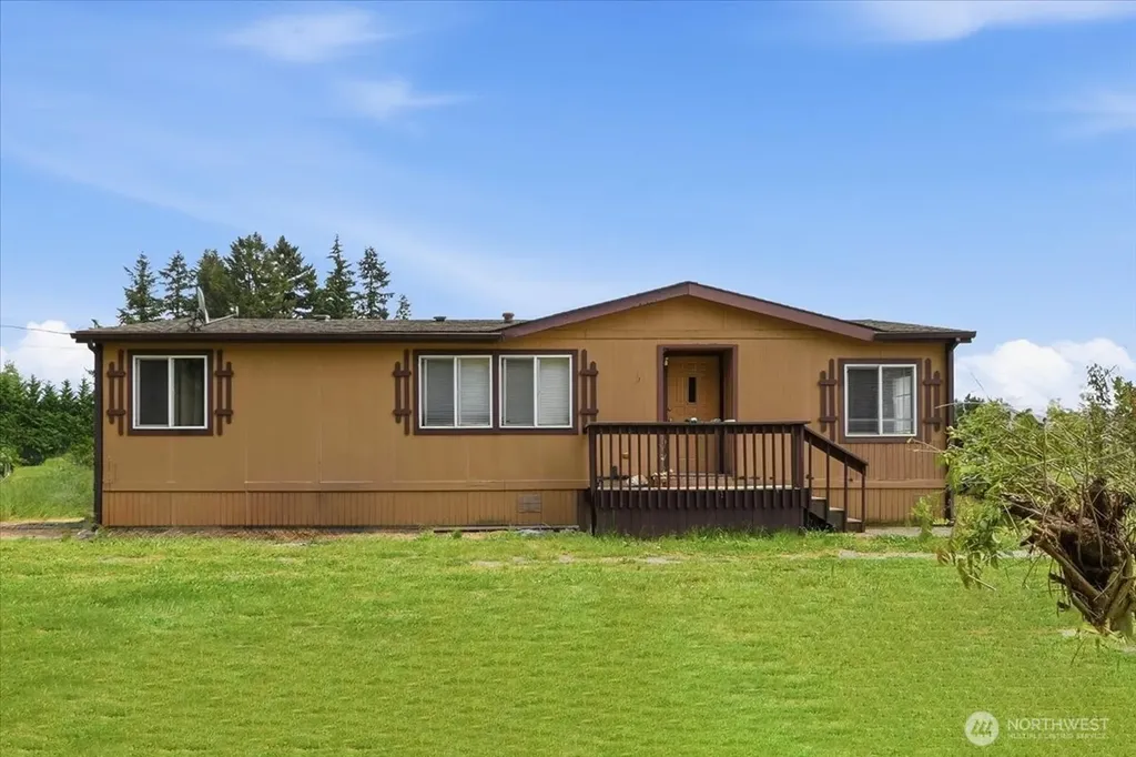 22815 436th Avenue SE Enumclaw WA 98022