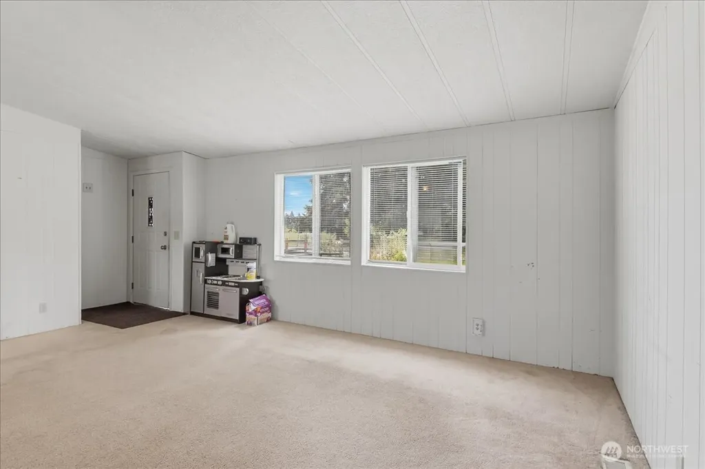 22815 436th Avenue SE Enumclaw WA 98022
