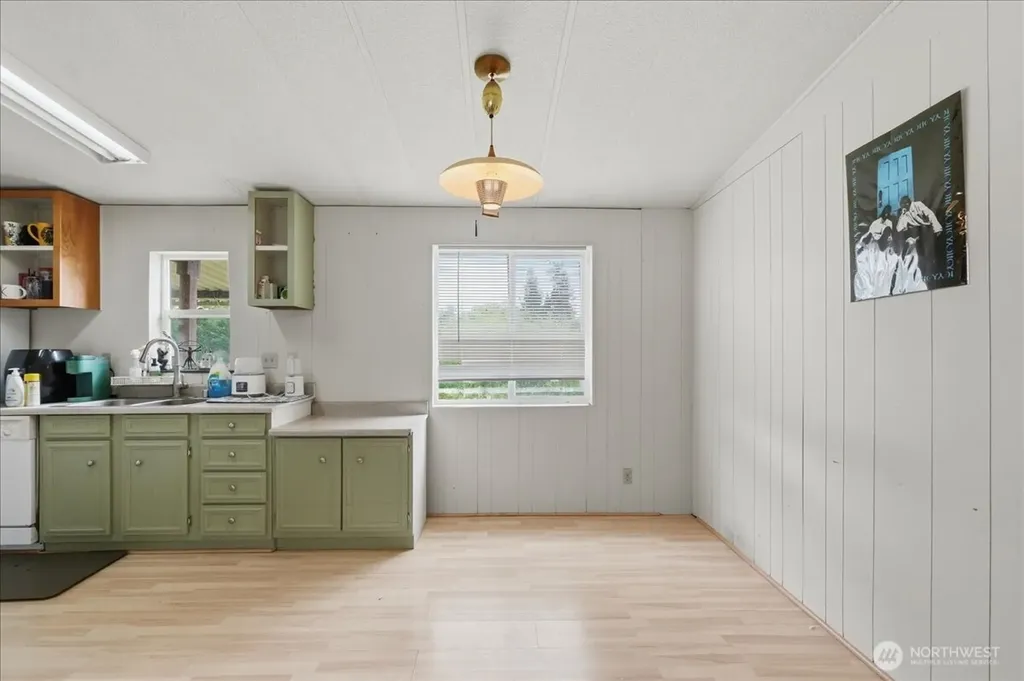 22815 436th Avenue SE Enumclaw WA 98022