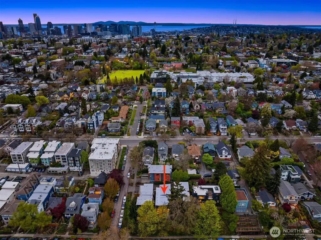 305 24th Avenue E Seattle WA 98112